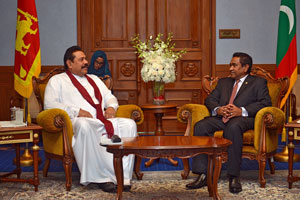 Maldives President Abdulla Yameen Abdul Gayoom and the Sri Lankan President Mahinda Rajapaksa