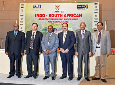 Indo-South African week Left to right: Mr M Mankazana, Minister Counsellor- Agriculural Affairs, SA High Commission New Delhi, Mr Sanjeev Chopra, IAS, Joint Secretary, International Cooperation Ministry of Agriculture, Govrnment of India, Mr Senzeni Zokwana, Minister of Agriculture, Forestry and Fisheries SA, Mr Pravesh Sharma, IAS, Managing Director Small Farmers' Agri-Business Consortium, Mr FK Morule, High Commissioner of South Africa to India and Mr Sanjeev Sardana, Chairman, International affairs Committee for Africa, PHD Chamber of Commerce and Industry. Photo: DIRCO Yolande Snyman